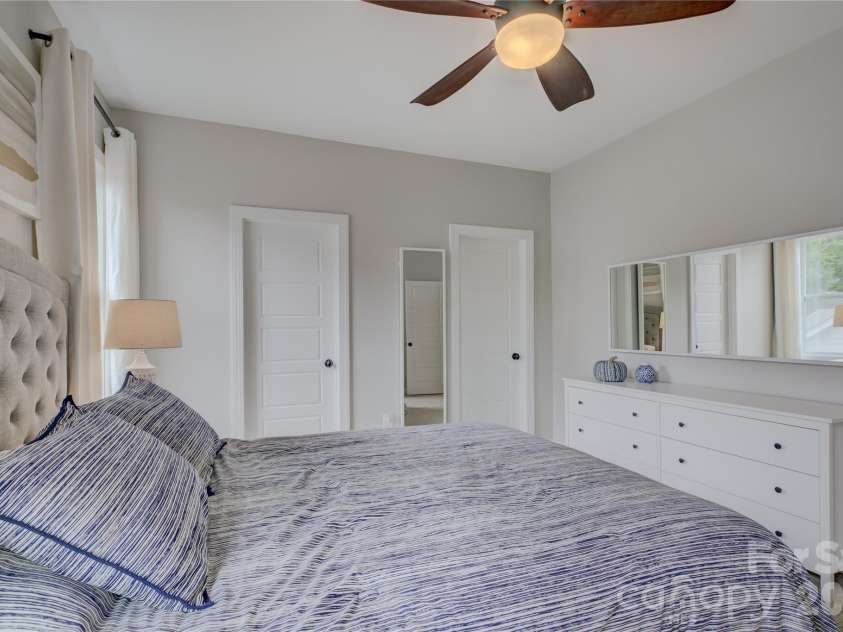 17615 Caddy Court, Charlotte, NC 28278.  MLS# CAR4412458, YatesRealty ID 45901. 