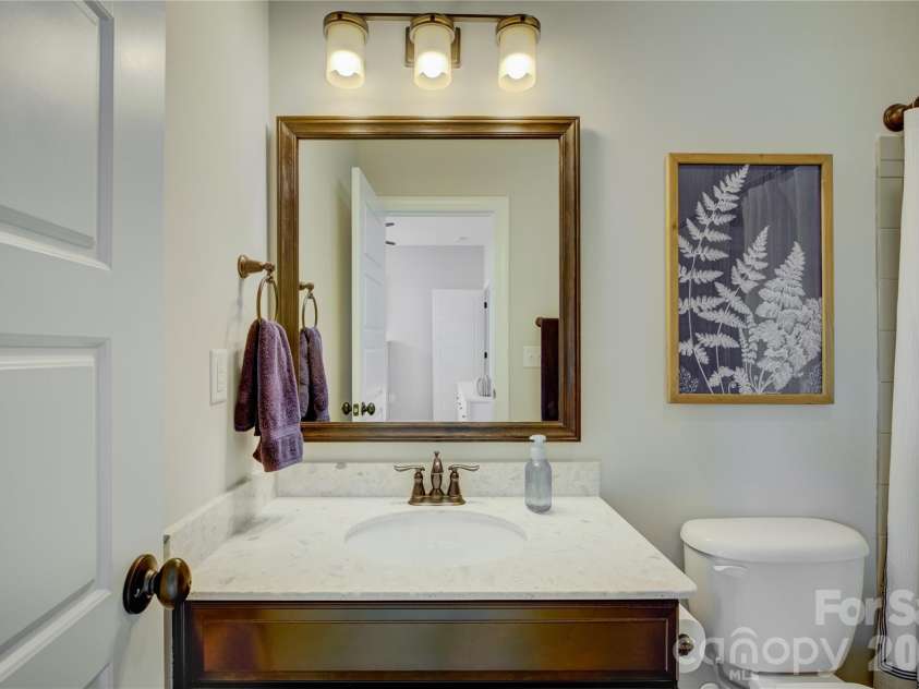 17615 Caddy Court, Charlotte, NC 28278.  MLS# CAR4412458, YatesRealty ID 45901. 