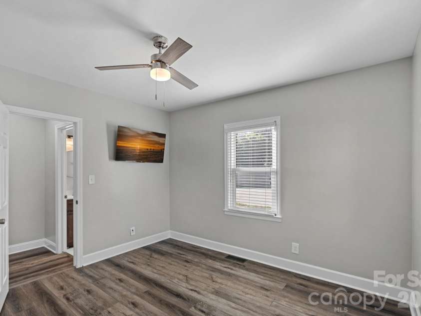 2561 Lumina Avenue, Charlotte, NC 28208.  MLS# CAR4412298, YatesRealty ID 45902. Bedroom 5