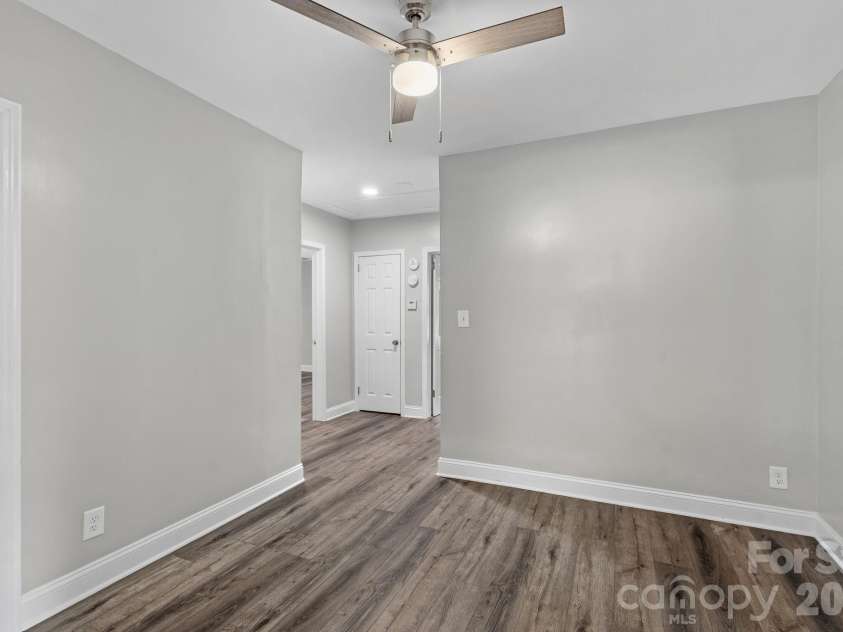 2561 Lumina Avenue, Charlotte, NC 28208.  MLS# CAR4412298, YatesRealty ID 45902. Den/Office
