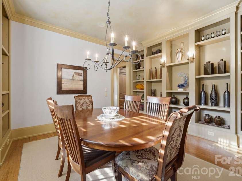 10220 Wildlife Road, Charlotte, NC 28278.  MLS# CAR4411726, YatesRealty ID 45905. 
