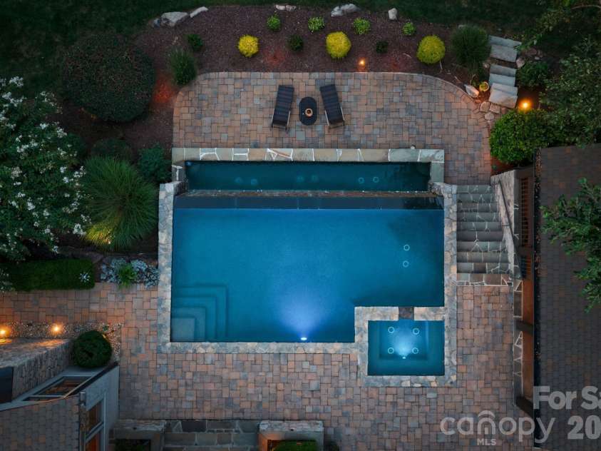 10220 Wildlife Road, Charlotte, NC 28278.  MLS# CAR4411726, YatesRealty ID 45905. 