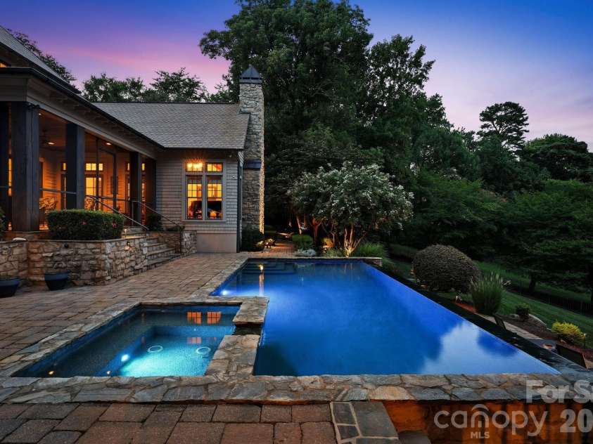 10220 Wildlife Road, Charlotte, NC 28278.  MLS# CAR4411726, YatesRealty ID 45905. 