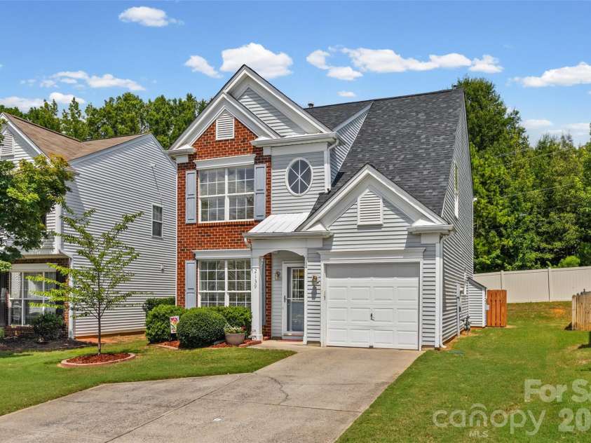 2139 Kaybird Lane, Charlotte, NC 28270.  MLS# CAR4411622, YatesRealty ID 45906. 