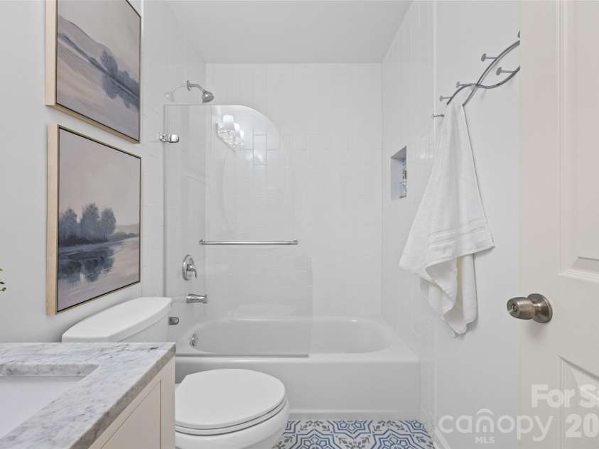 2139 Kaybird Lane, Charlotte, NC 28270.  MLS# CAR4411622, YatesRealty ID 45906. White tile surround
