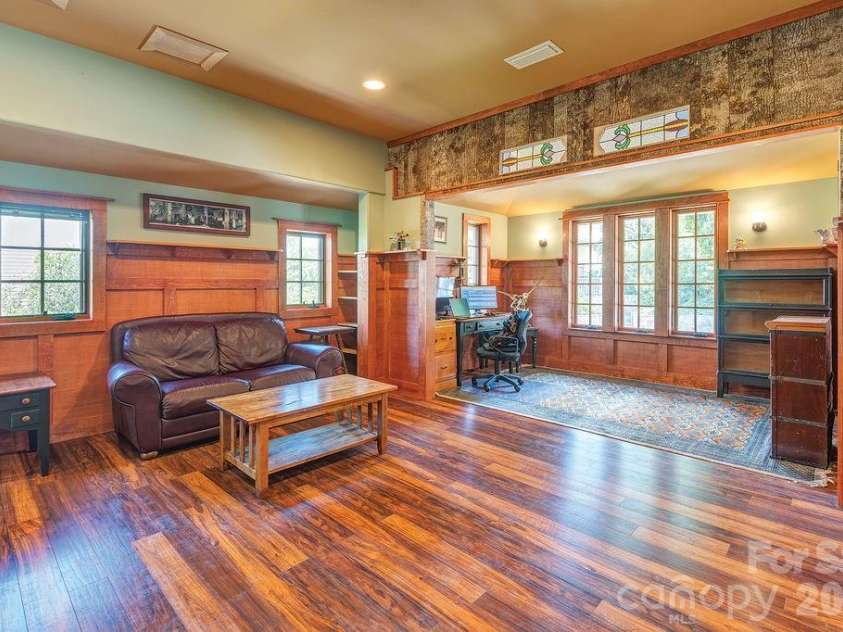 78 Flint Street, Asheville, NC 28801.  MLS# CAR4411908, YatesRealty ID 45907. 