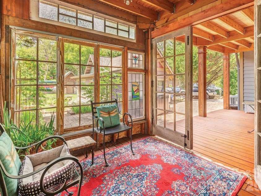78 Flint Street, Asheville, NC 28801.  MLS# CAR4411908, YatesRealty ID 45907. Sunroom