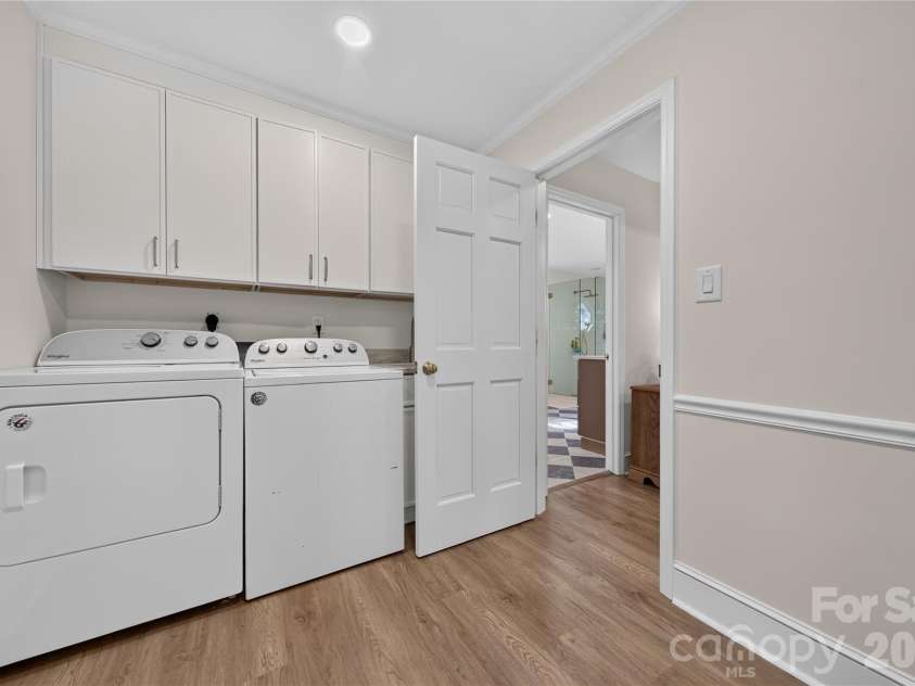 2721 Tara Drive, Monroe, NC 28112.  MLS# CAR4411487, YatesRealty ID 45909. 