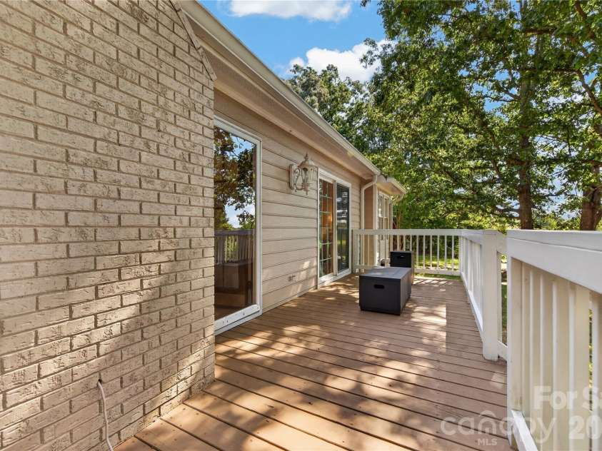 2721 Tara Drive, Monroe, NC 28112.  MLS# CAR4411487, YatesRealty ID 45909. 