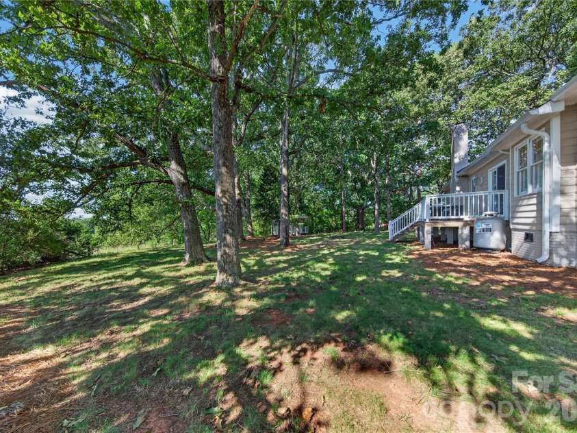 2721 Tara Drive, Monroe, NC 28112.  MLS# CAR4411487, YatesRealty ID 45909. 