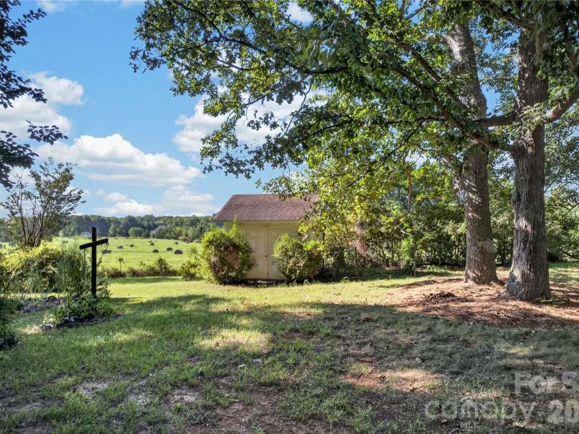 2721 Tara Drive, Monroe, NC 28112.  MLS# CAR4411487, YatesRealty ID 45909. 