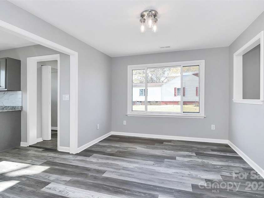 108 Lee Drive, Shelby, NC 28150.  MLS# CAR4322859, YatesRealty ID 4591. 