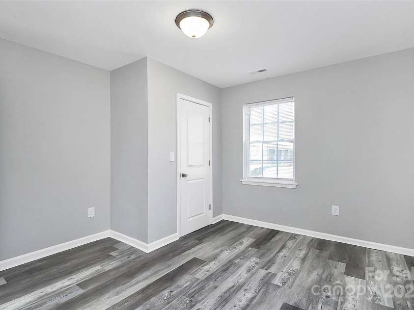108 Lee Drive, Shelby, NC 28150.  MLS# CAR4322859, YatesRealty ID 4591. 