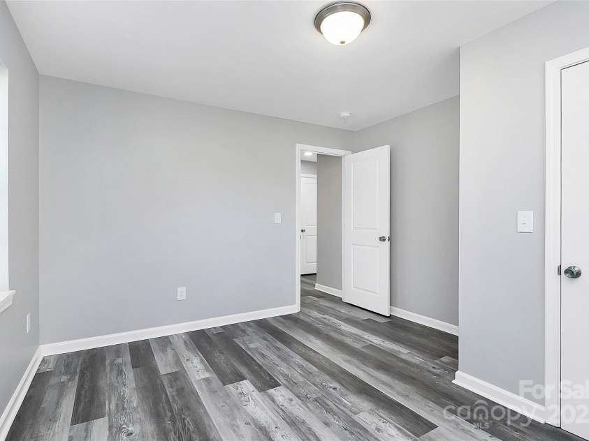 108 Lee Drive, Shelby, NC 28150.  MLS# CAR4322859, YatesRealty ID 4591. 