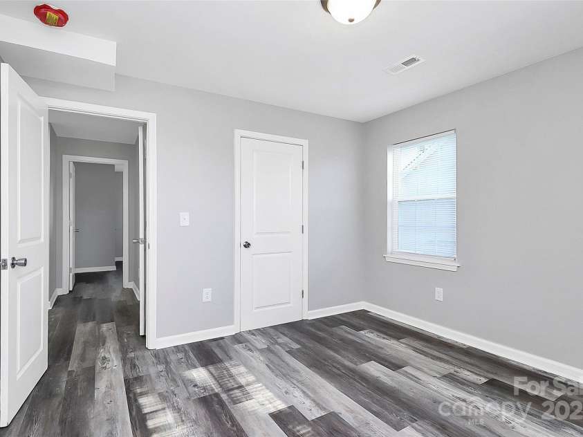 108 Lee Drive, Shelby, NC 28150.  MLS# CAR4322859, YatesRealty ID 4591. 