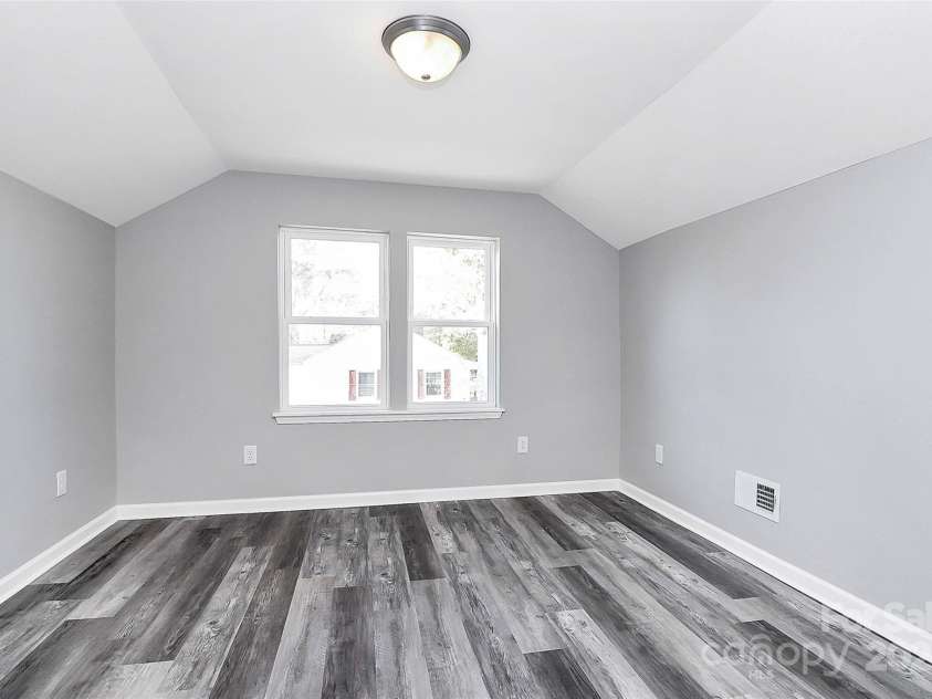 108 Lee Drive, Shelby, NC 28150.  MLS# CAR4322859, YatesRealty ID 4591. 