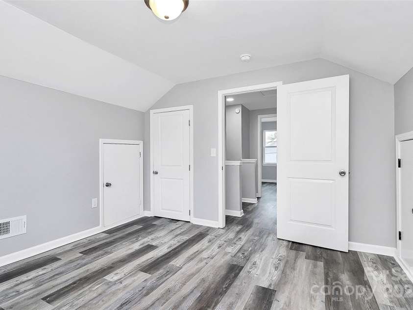 108 Lee Drive, Shelby, NC 28150.  MLS# CAR4322859, YatesRealty ID 4591. 