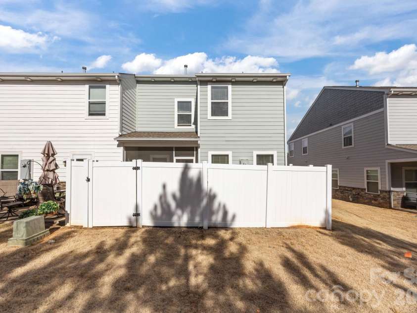 7471 Hartsfield Drive, Lancaster, SC 29720.  MLS# CAR4345679, YatesRealty ID 4591. 