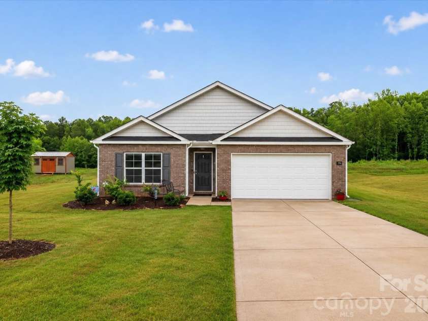 196 Beebop Lane, Lexington, NC 27295.  MLS# CAR4410198, YatesRealty ID 45912. 