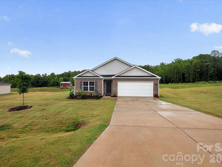 196 Beebop Lane, Lexington, NC 27295.  MLS# CAR4410198, YatesRealty ID 45912. 