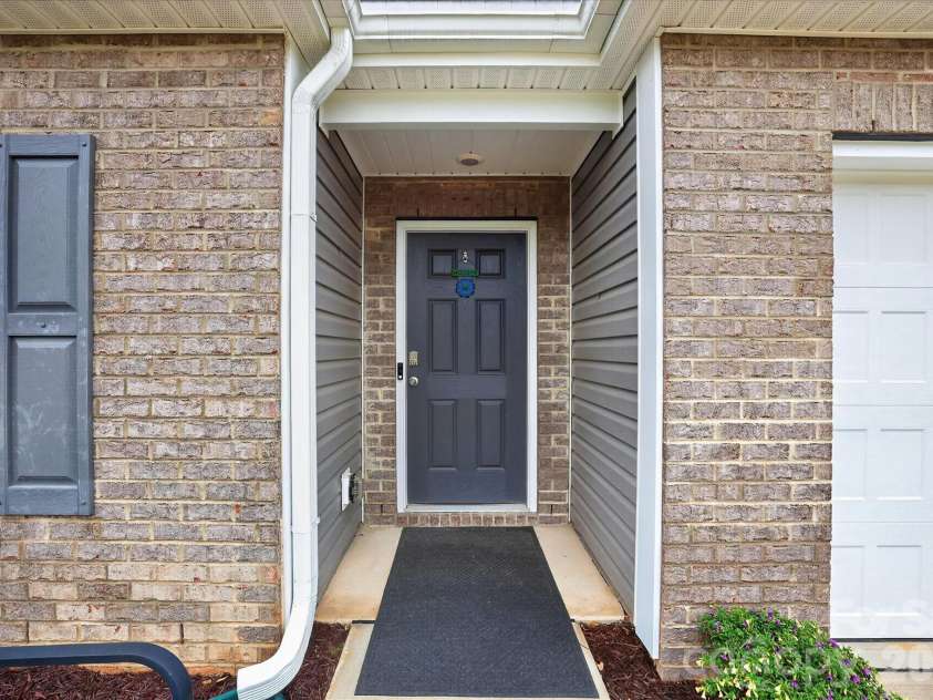 196 Beebop Lane, Lexington, NC 27295.  MLS# CAR4410198, YatesRealty ID 45912. 