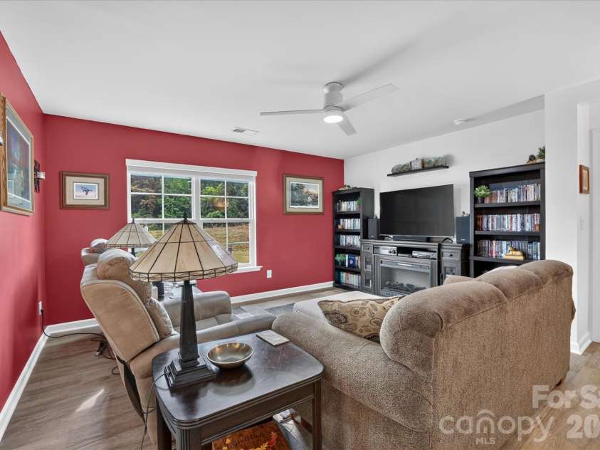 196 Beebop Lane, Lexington, NC 27295.  MLS# CAR4410198, YatesRealty ID 45912. 