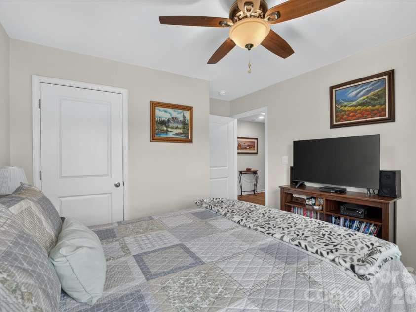 196 Beebop Lane, Lexington, NC 27295.  MLS# CAR4410198, YatesRealty ID 45912. 