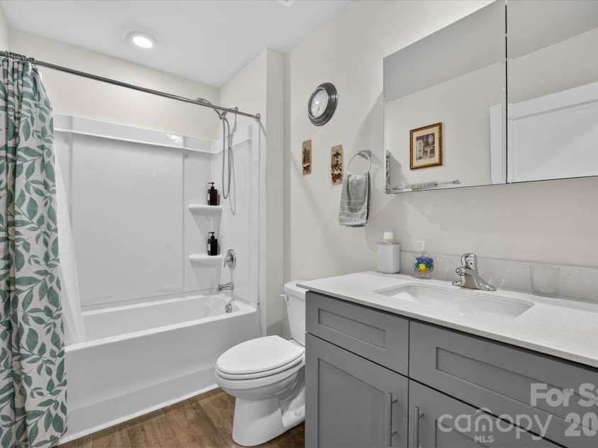 196 Beebop Lane, Lexington, NC 27295.  MLS# CAR4410198, YatesRealty ID 45912. 