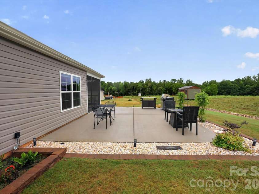 196 Beebop Lane, Lexington, NC 27295.  MLS# CAR4410198, YatesRealty ID 45912. 