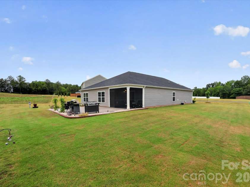 196 Beebop Lane, Lexington, NC 27295.  MLS# CAR4410198, YatesRealty ID 45912. 