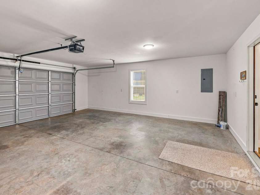 116 Kingston Place, Spindale, NC 28160.  MLS# CAR4410955, YatesRealty ID 45913. 