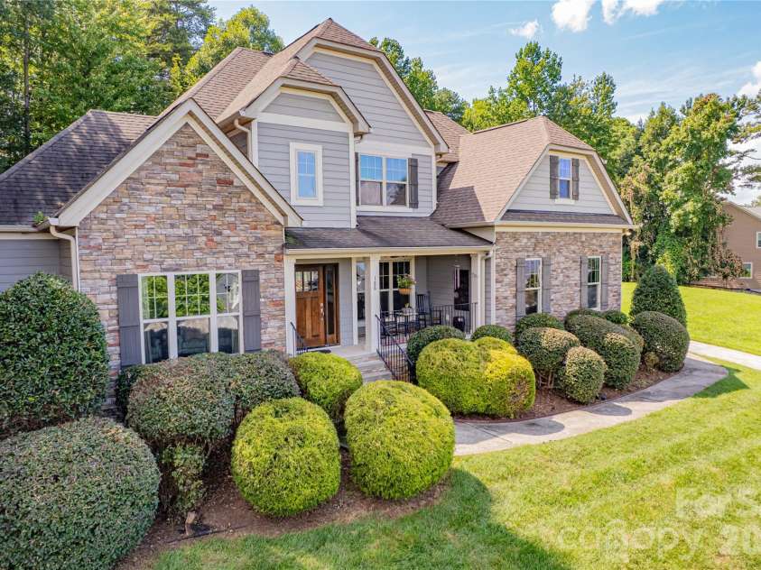 188 Wilson Lake Road, Mooresville, NC 28117.  MLS# CAR4408380, YatesRealty ID 45918. 