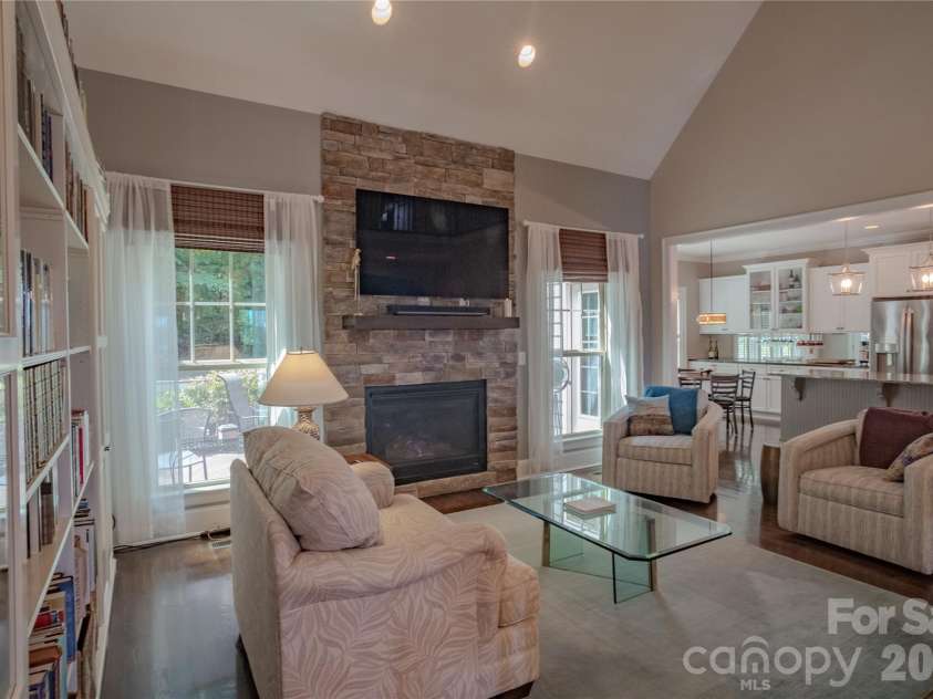 188 Wilson Lake Road, Mooresville, NC 28117.  MLS# CAR4408380, YatesRealty ID 45918. 