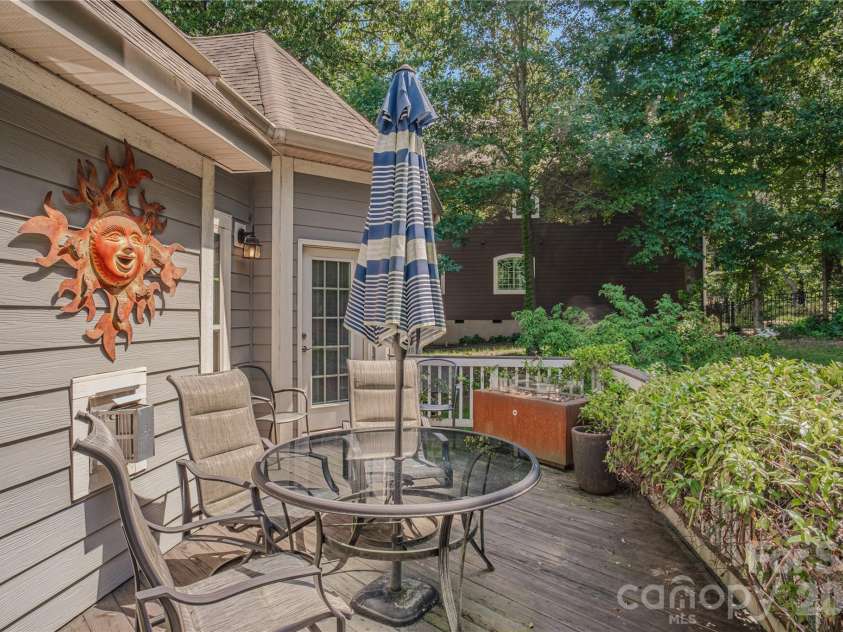 188 Wilson Lake Road, Mooresville, NC 28117.  MLS# CAR4408380, YatesRealty ID 45918. 