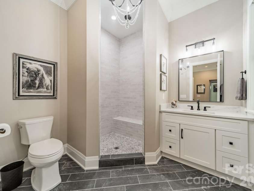 1725 Turtlewood Drive, Waxhaw, NC 28173.  MLS# CAR4407986, YatesRealty ID 45919. 2nd Full Bathroom on Main