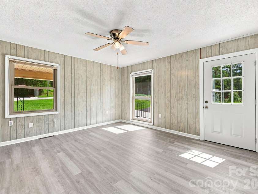 728 Center Road, Chester, SC 29706.  MLS# CAR4345069, YatesRealty ID 45920. 