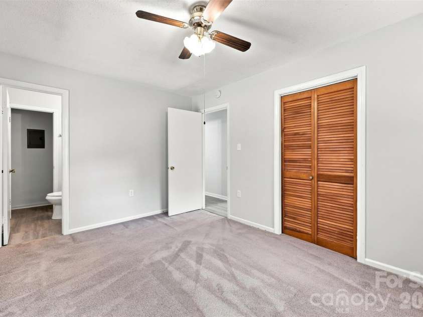 728 Center Road, Chester, SC 29706.  MLS# CAR4345069, YatesRealty ID 45920. 