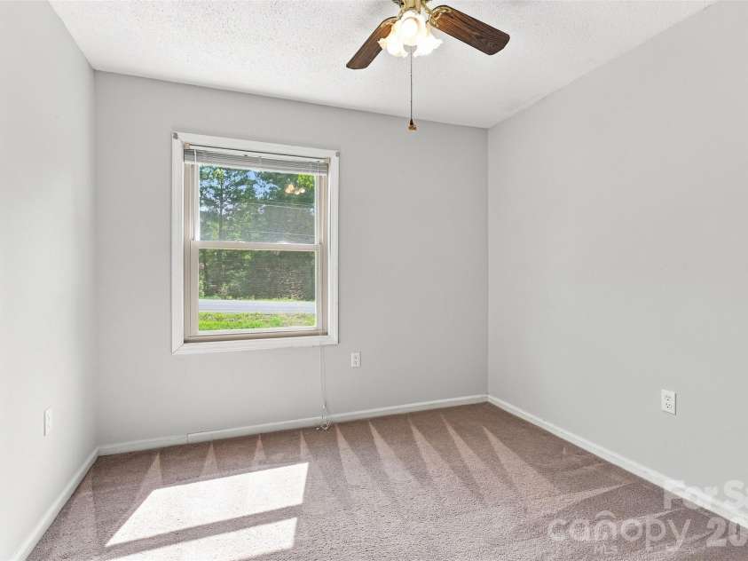 728 Center Road, Chester, SC 29706.  MLS# CAR4345069, YatesRealty ID 45920. 