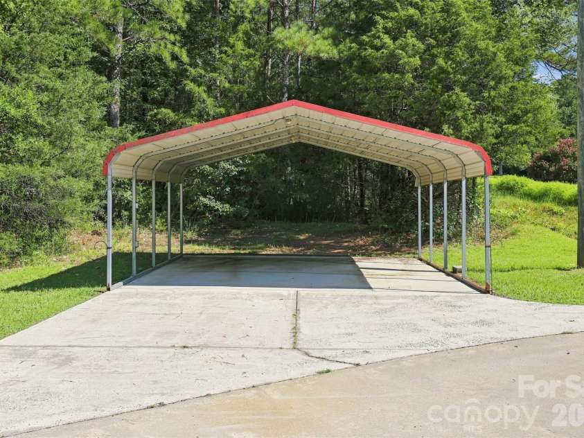 728 Center Road, Chester, SC 29706.  MLS# CAR4345069, YatesRealty ID 45920. 