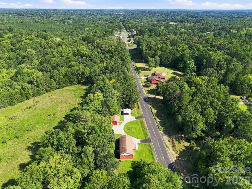 728 Center Road, Chester, SC 29706.  MLS# CAR4345069, YatesRealty ID 45920. 