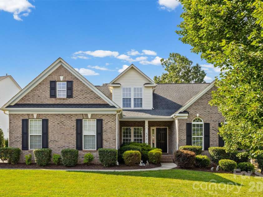 622 Panthers Way, Fort Mill, SC 29708.  MLS# CAR4405777, YatesRealty ID 45921. 