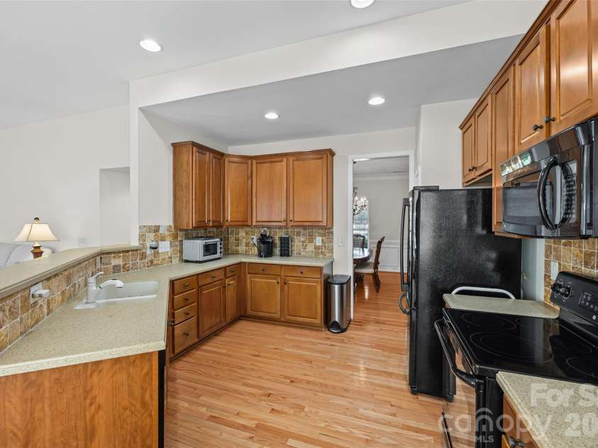 622 Panthers Way, Fort Mill, SC 29708.  MLS# CAR4405777, YatesRealty ID 45921. 