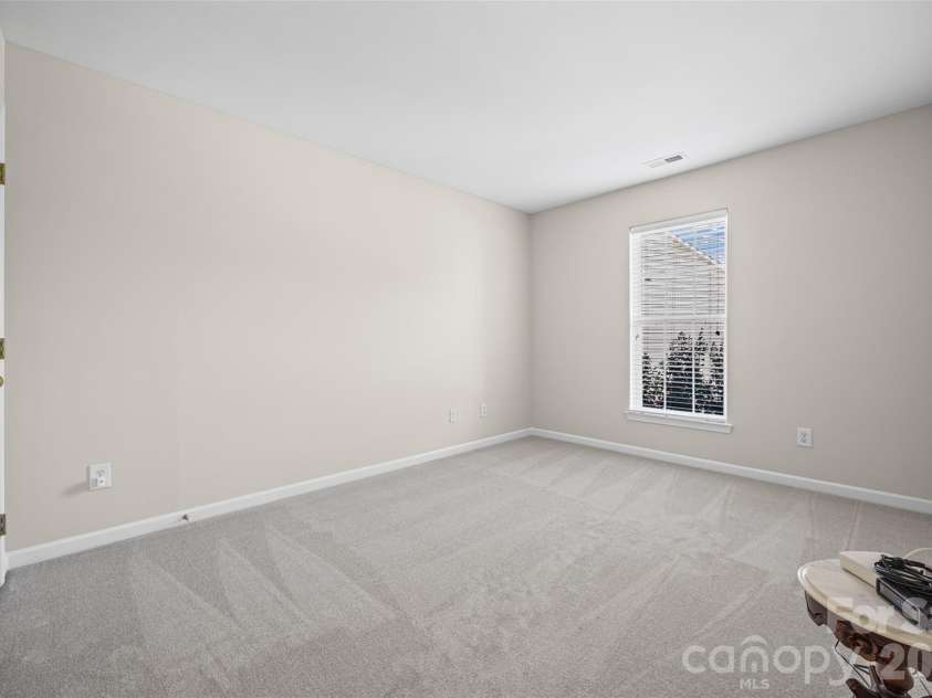 622 Panthers Way, Fort Mill, SC 29708.  MLS# CAR4405777, YatesRealty ID 45921. 