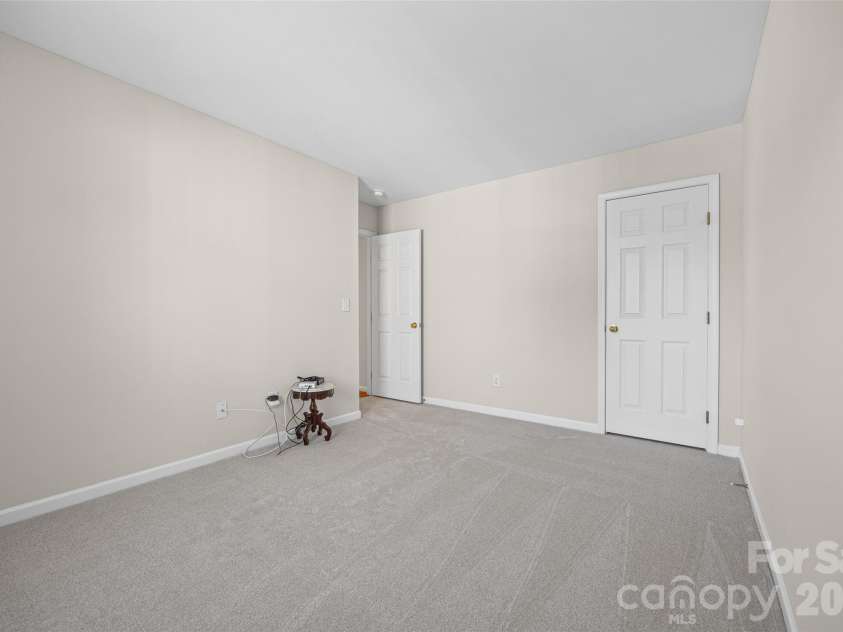 622 Panthers Way, Fort Mill, SC 29708.  MLS# CAR4405777, YatesRealty ID 45921. 