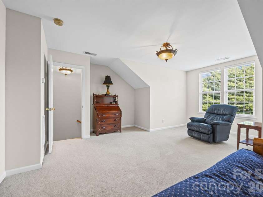 622 Panthers Way, Fort Mill, SC 29708.  MLS# CAR4405777, YatesRealty ID 45921. 