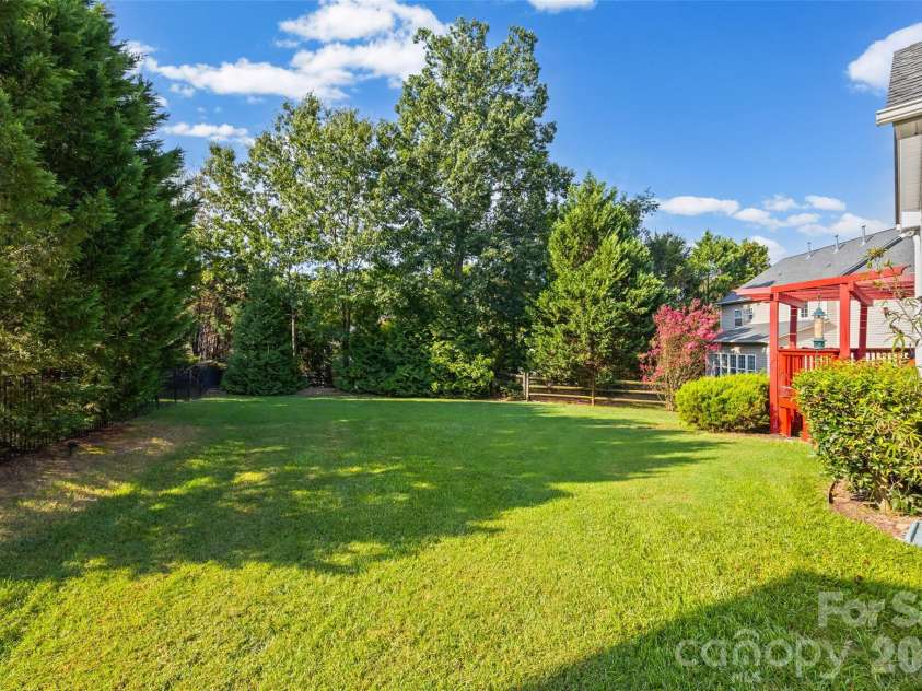 622 Panthers Way, Fort Mill, SC 29708.  MLS# CAR4405777, YatesRealty ID 45921. 