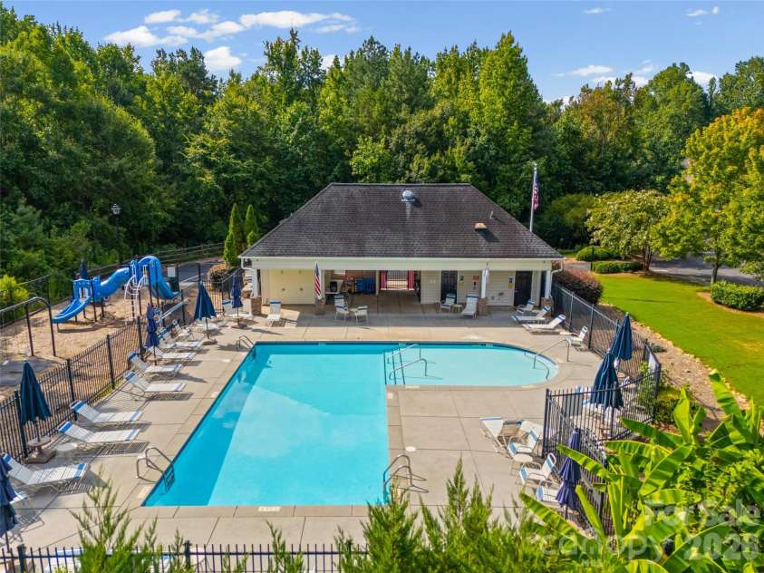 622 Panthers Way, Fort Mill, SC 29708.  MLS# CAR4405777, YatesRealty ID 45921. 