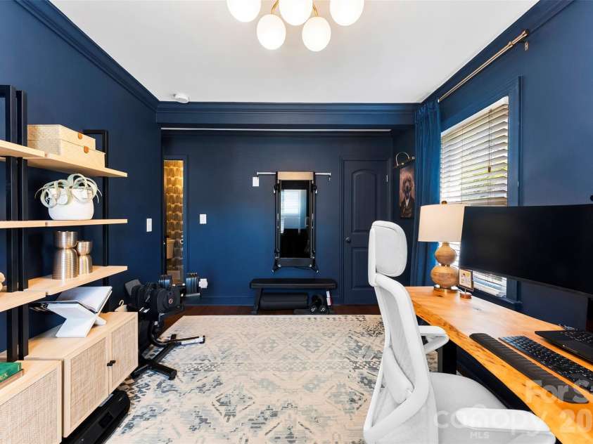 2017 Wilhelmina Avenue, Charlotte, NC 28205.  MLS# CAR4404559, YatesRealty ID 45922. 