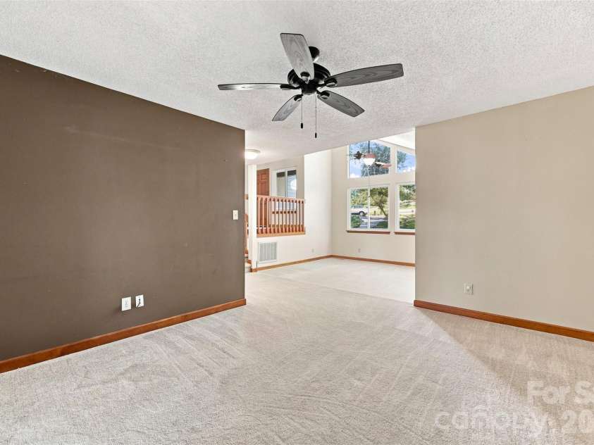 14301 Harbor Estate Road, Charlotte, NC 28278.  MLS# CAR4389673, YatesRealty ID 45923. 