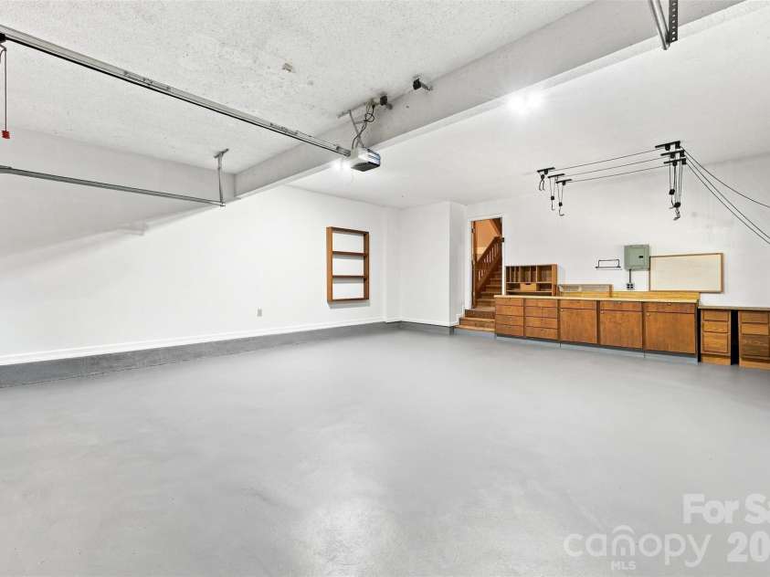 14301 Harbor Estate Road, Charlotte, NC 28278.  MLS# CAR4389673, YatesRealty ID 45923. 